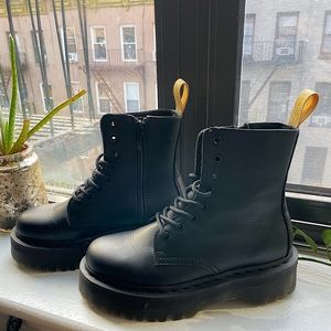 Dr. Martens Vegan Jadon II Mono